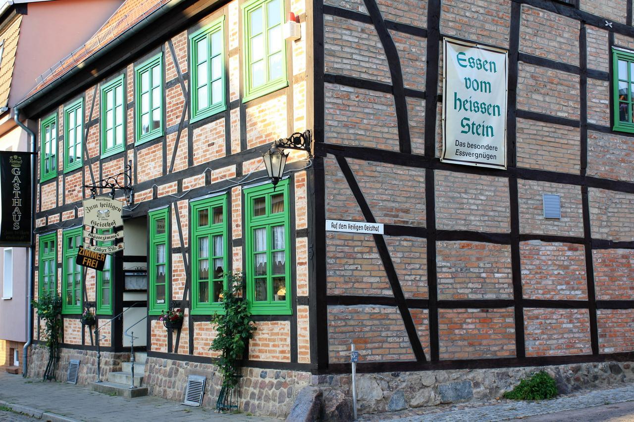 "Zum Heiligen Geisthof" Parchim Exterior foto